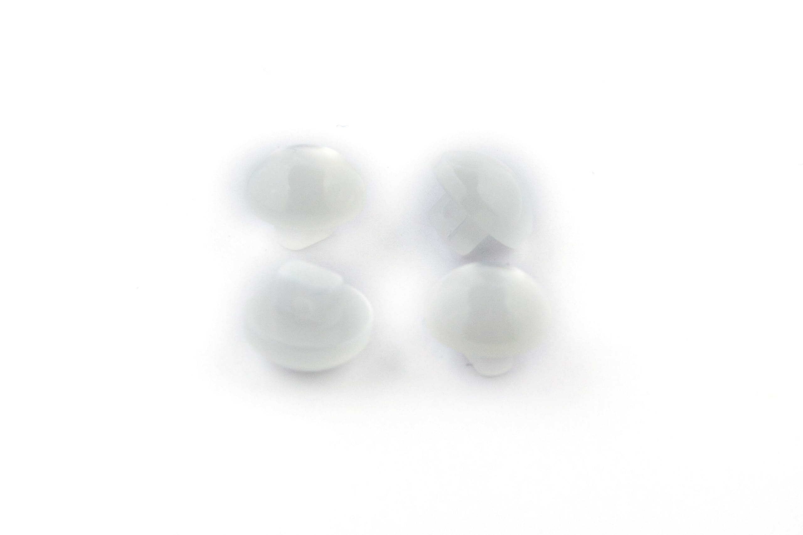PEARL DOT BUTTON#16(3CRDx6pc) (BOX/04.003.18.01)