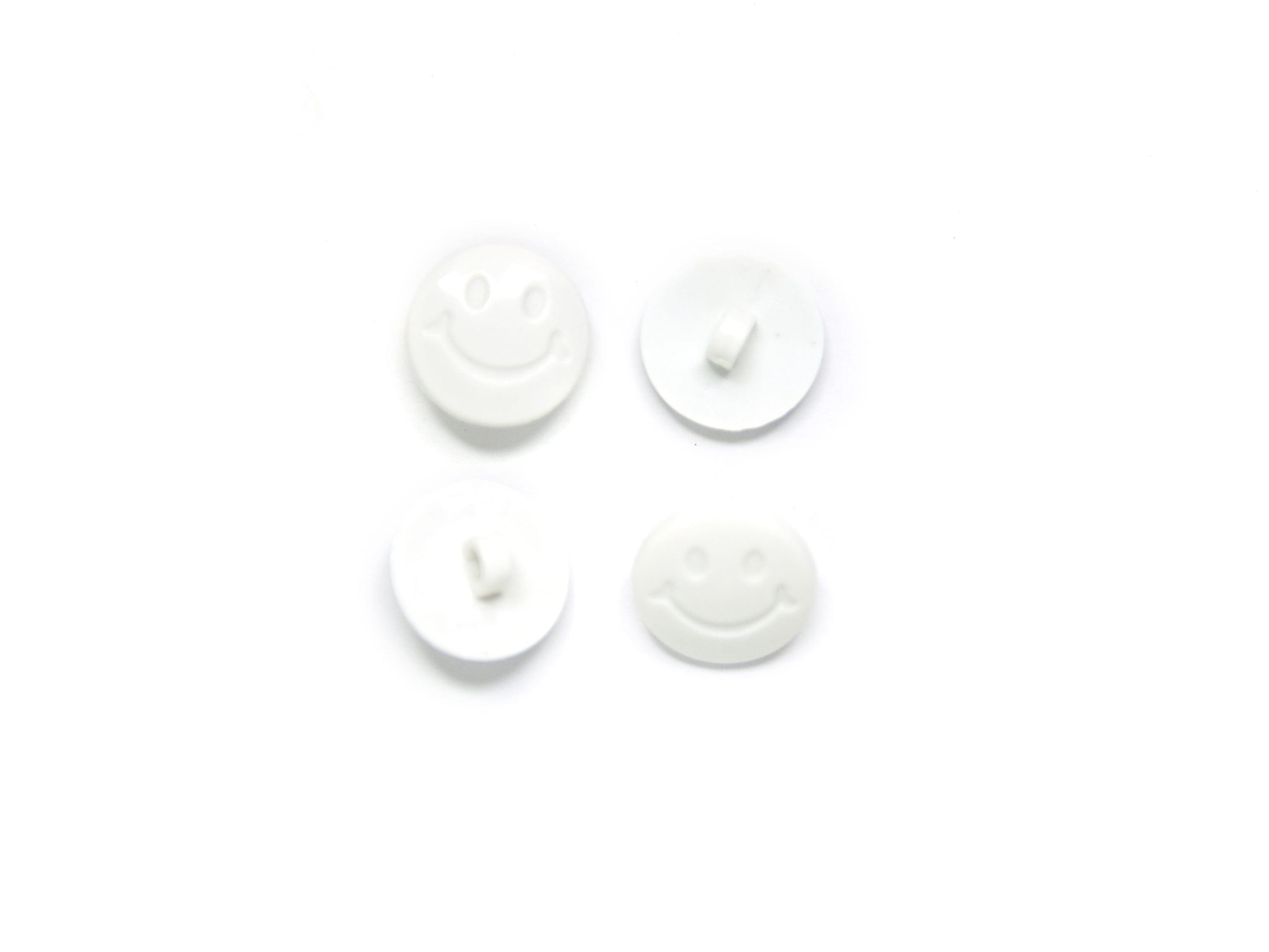 SMILY FACE BUTTON:3CRD*5PC (BOX/04.109.24.01)