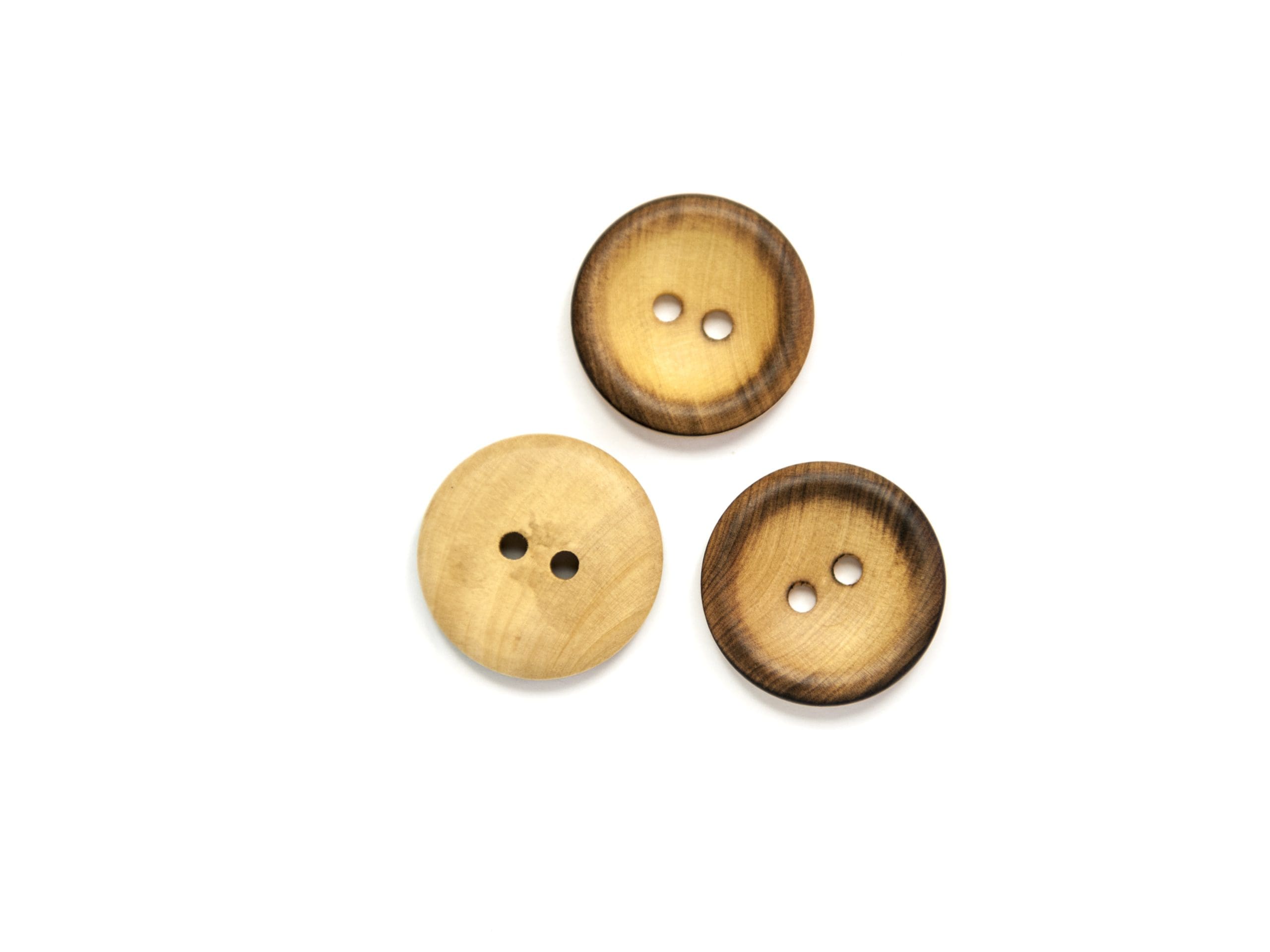 WOOD BUTTON:3CRDx4PC (BOX/04.151.32.28)