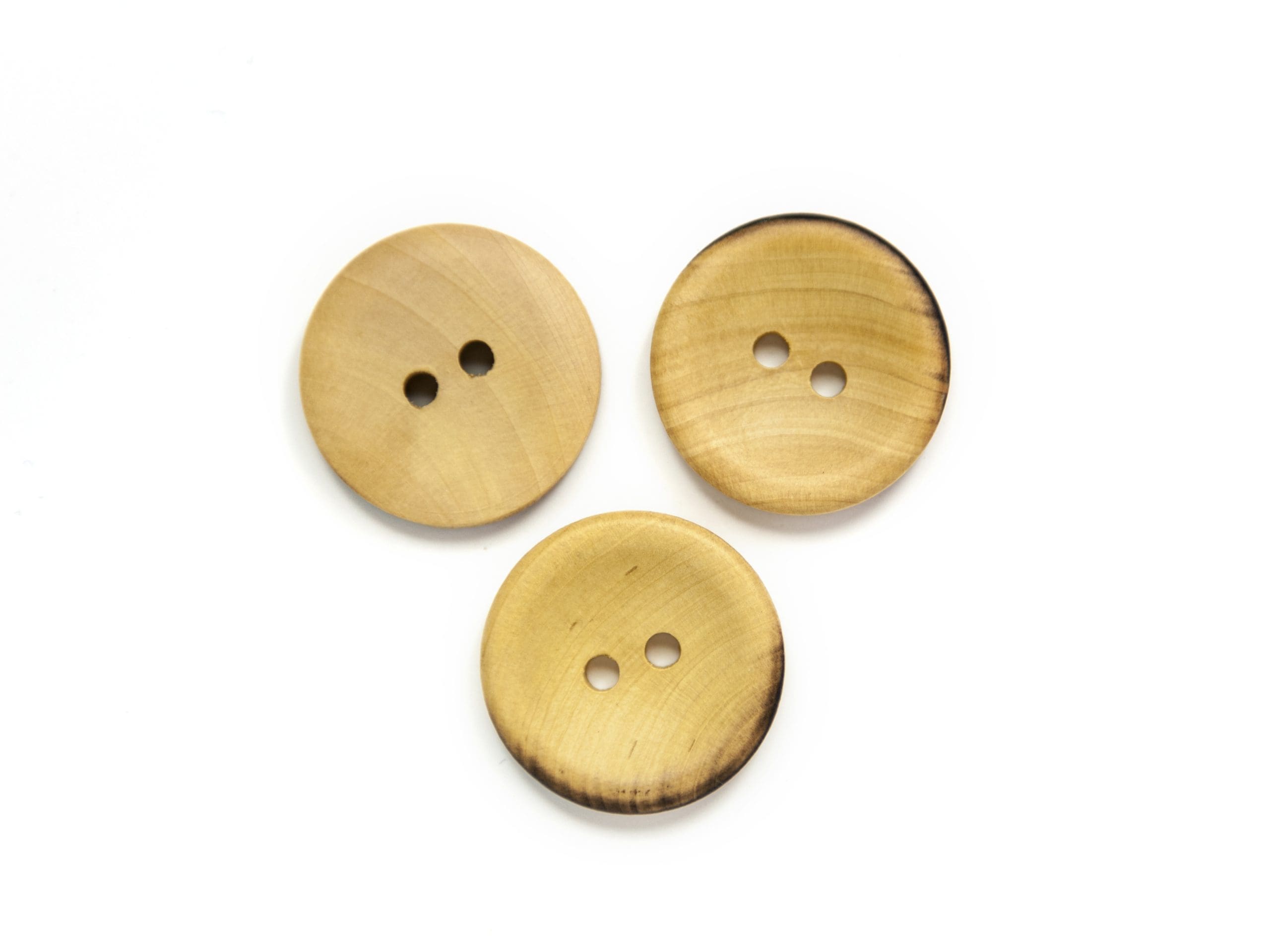 WOOD BUTTON:3CRDx4PC (BOX/04.151.40.28)