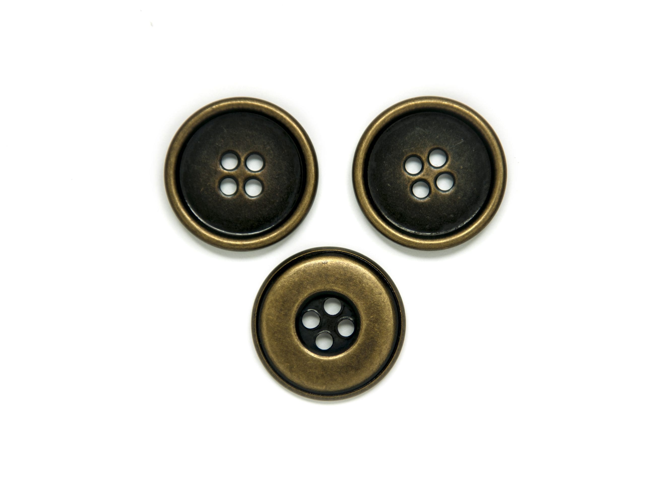 METAL SIUT BUTTON:3CRD (BOX/04.162.40.81)