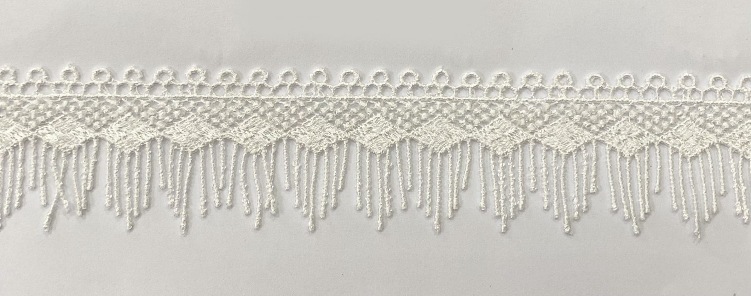 CH-CUT LACE W/POL:13.7MTx4CM (MA63-1076)