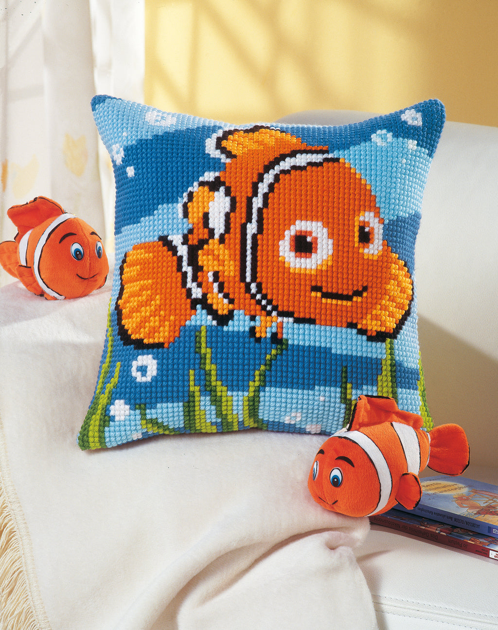 VERVACO CROSS STITCH CUSHION KIT DISNEY NEMO (PN-0014574)