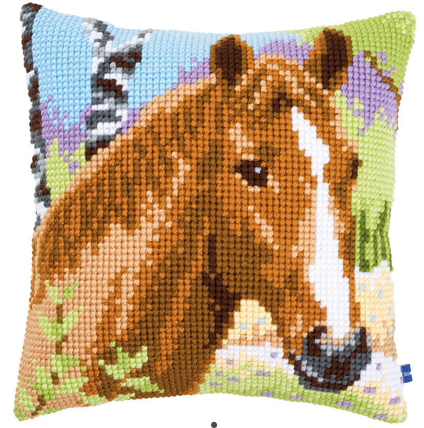 VERVACO CROSS STITCH CUSHION KIT BROWN MARE (PN-0155846)