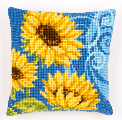 VERVACO CROSS STITCH CUSHION KIT SUNFLOWERS ON BLUE (PN-0021825)