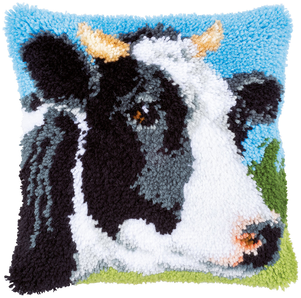 VERVACO LATCH HOOK CUSHION KIT COW (PN-0167994)