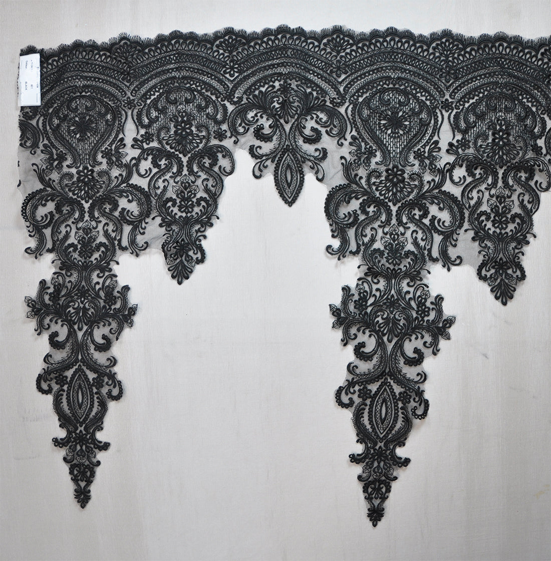 HAND MADE LACE (B3601/LACE)