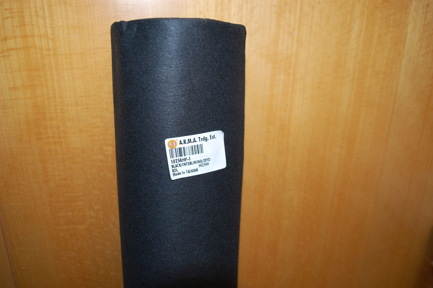 INTERLINING;40″x25Y (22.86MTR) (1025RHF)