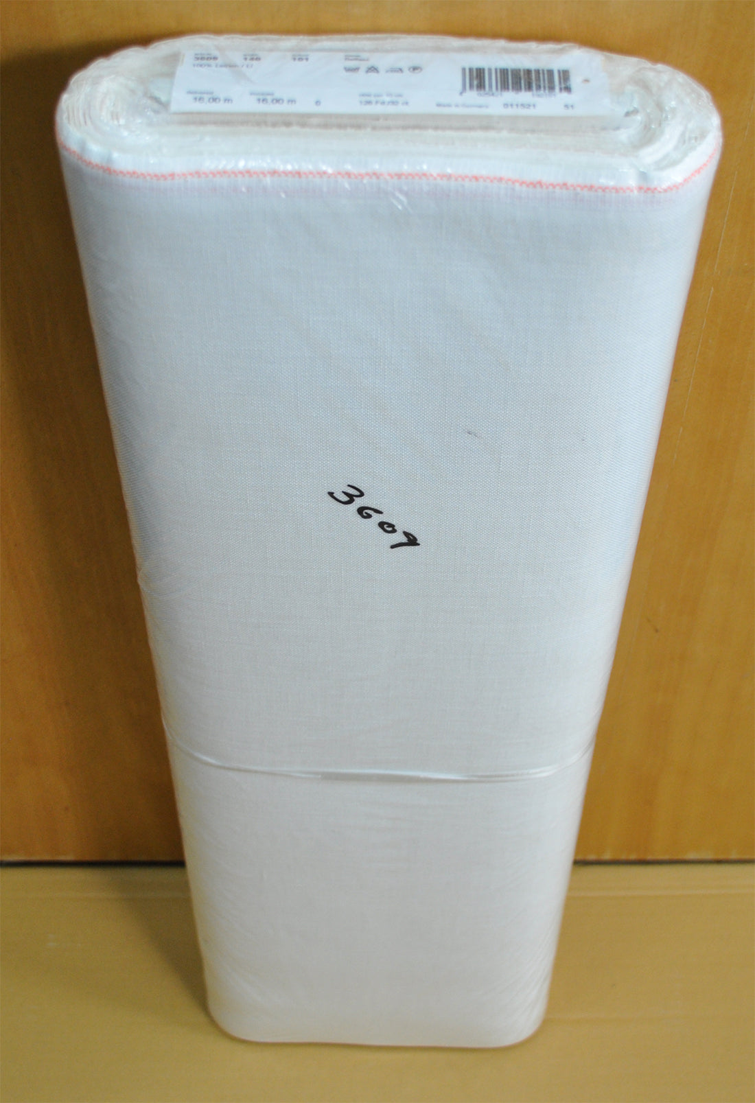 AIDA FABRIC"BELFAST":140CM (3609-140)