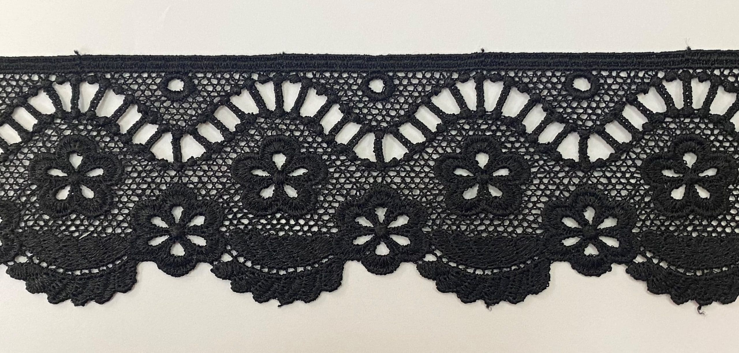 CH.CUT-LACE:13.7MTR:6.5CM (MA61-1018)