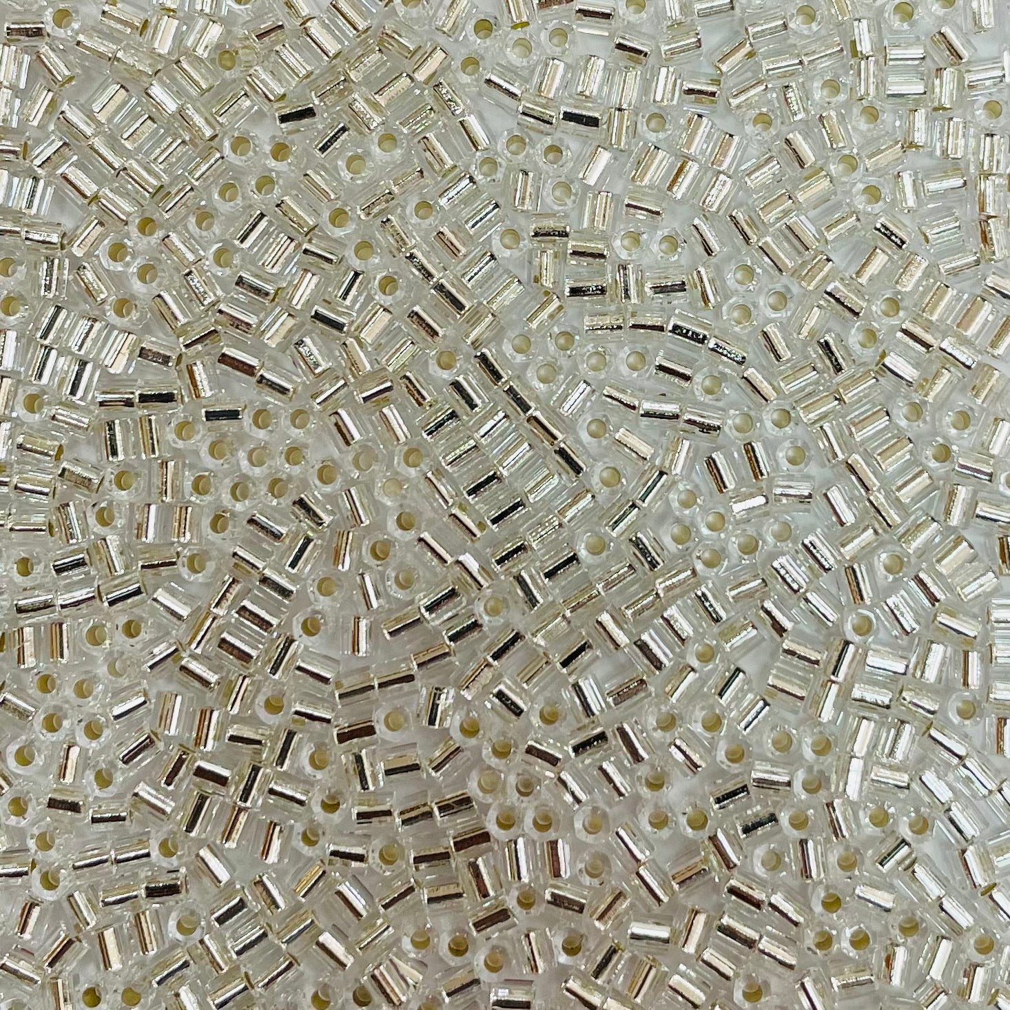 GLASS BEADS:2CUT#11/0 (MIY/2C-11/0-1)