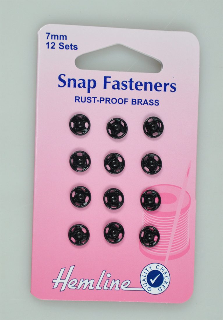 SNAP FASTNERS:5CRD/PKT (421.7)