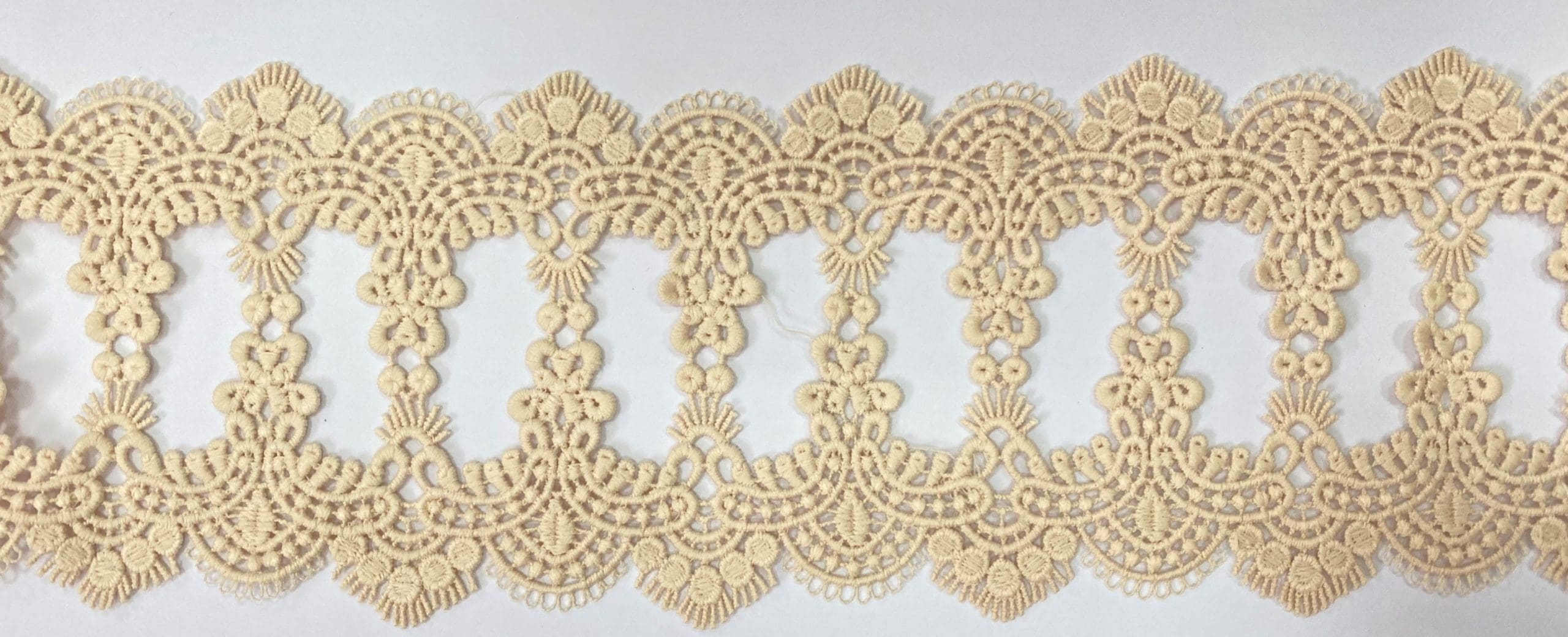 LACE:10Y (KB010A)