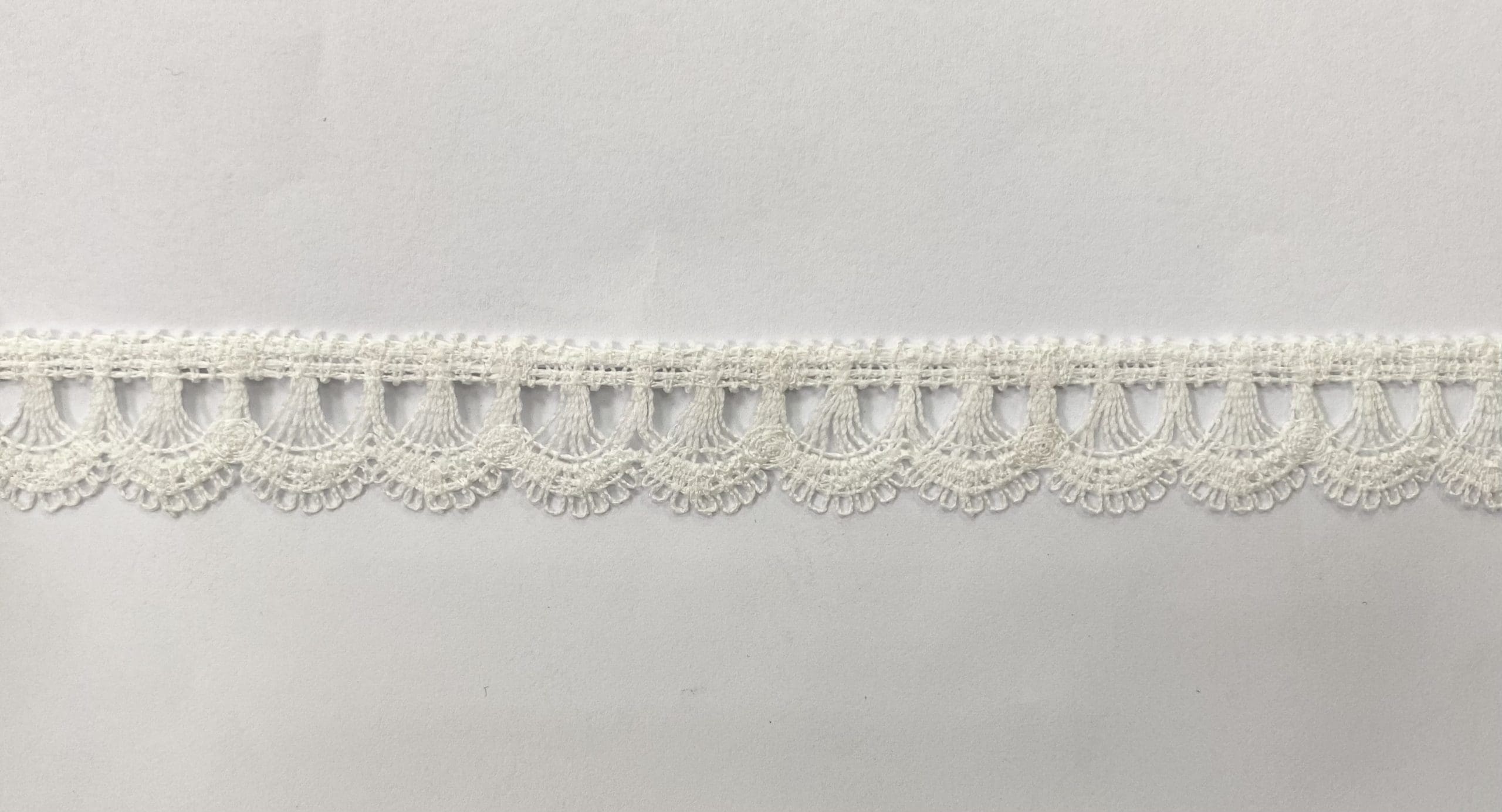 CHEM.CUT LACE W/TEX:15Y:2CM (TX63-1020)