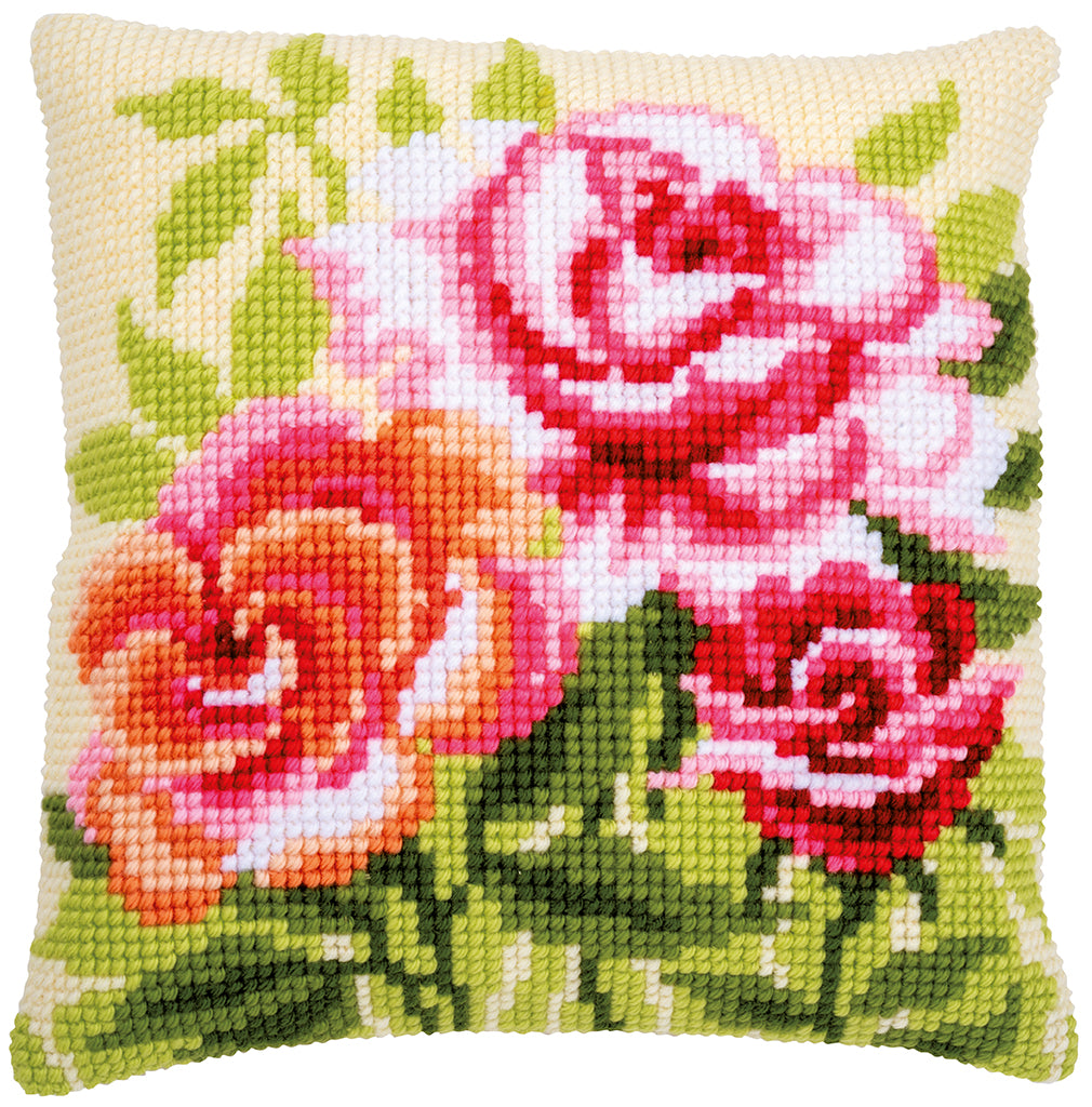 VERVACO CROSS STITCH CUSHION KIT ROSES (PN-0166936)