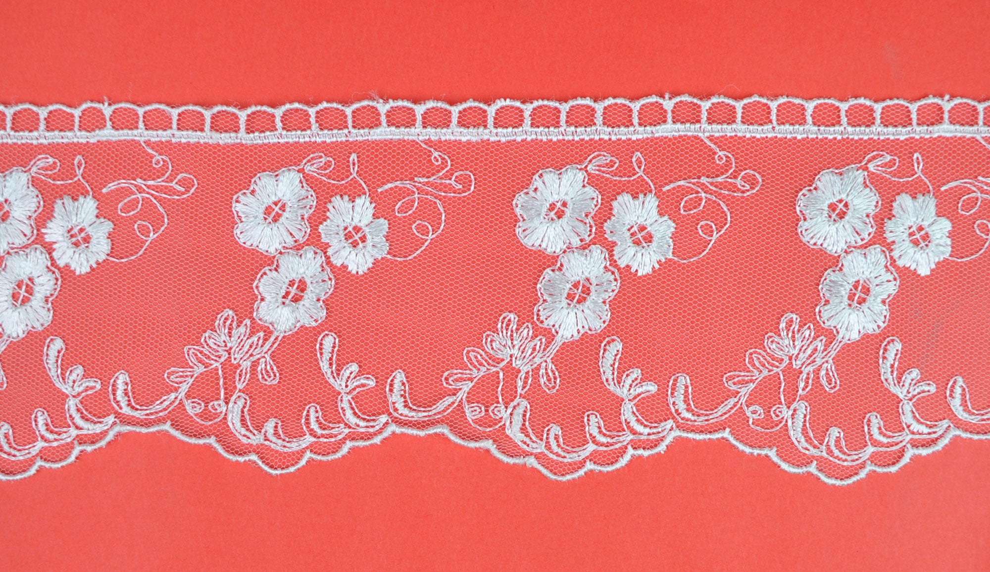 GLOSSY TULLE LACE:7CMx12MTR (88E1017)