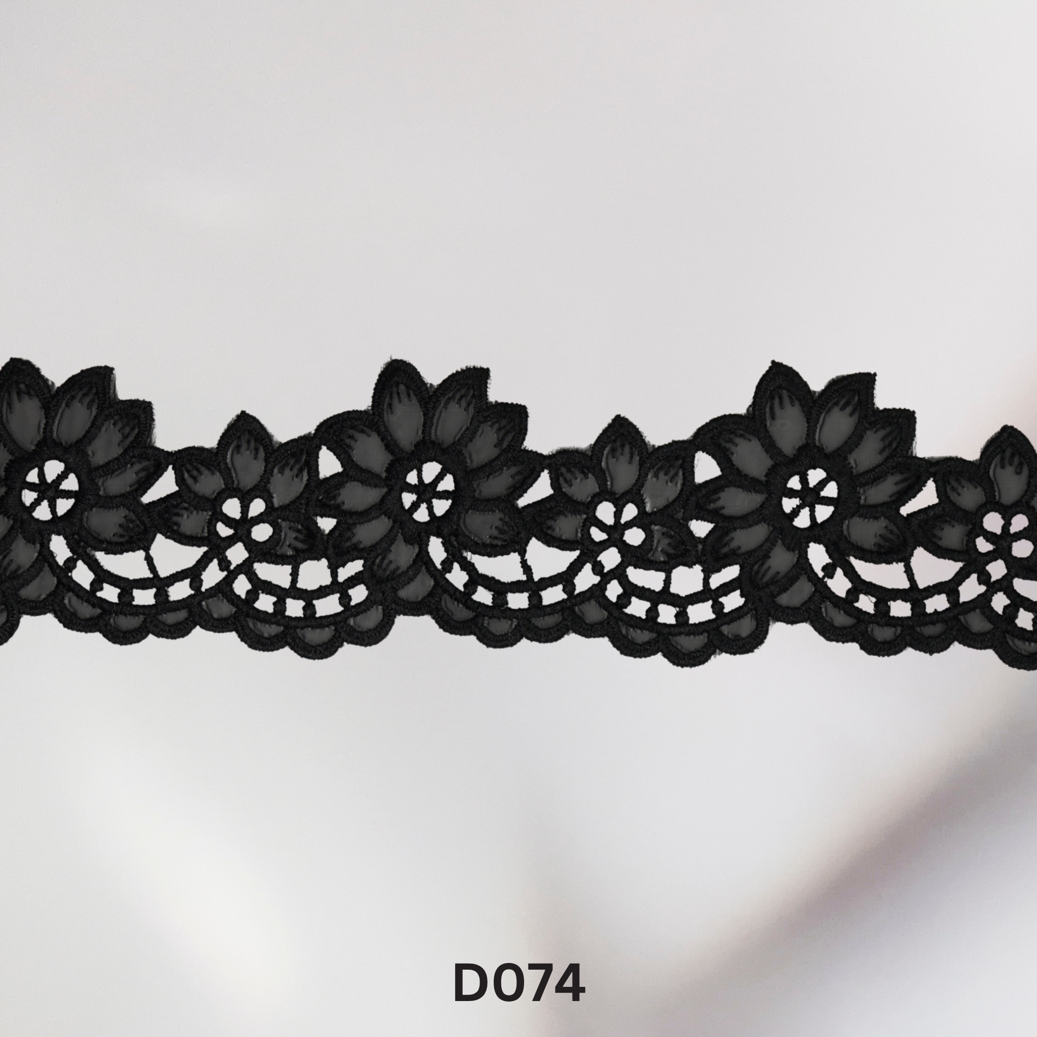 Luxury Embroidered Lace Trim 10 yards | Floral Scalloped Design – D074
