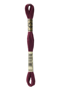 DMC Mouliné Spécial Embroidery Floss — 8 m × 12 (117)