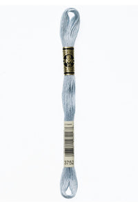 DMC Mouliné Spécial Embroidery Floss — 8 m × 12 (117)