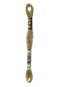 DMC Mouliné Spécial Embroidery Floss — 8 m × 12 (117)