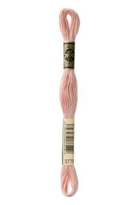 DMC Mouliné Spécial Embroidery Floss — 8 m × 12 (117)