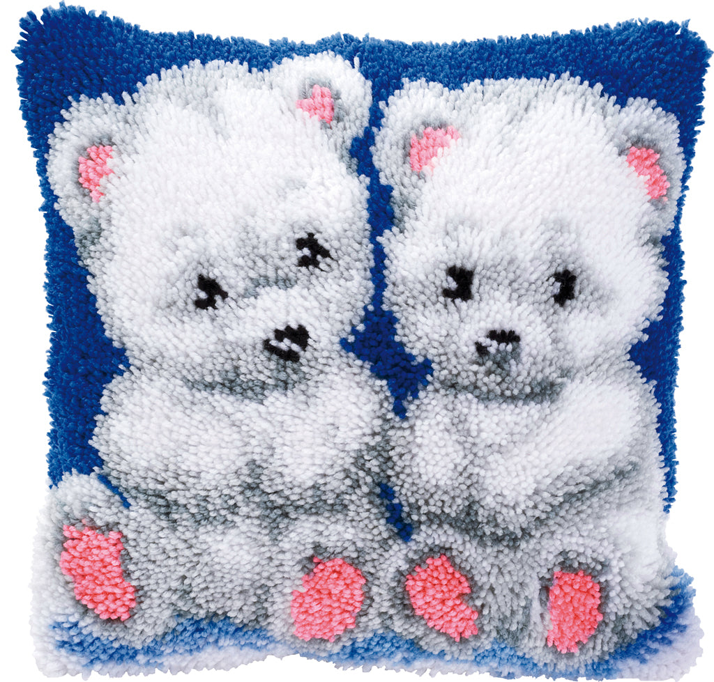 VERVACO LATCH HOOK CUSHION – POLAR BEAR CUBS (PN-0014150)