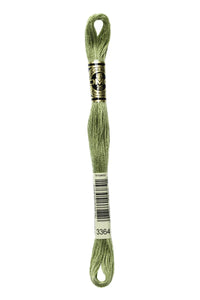 DMC Mouliné Spécial Embroidery Floss — 8 m × 12 (117)