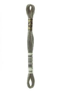 DMC Mouliné Spécial Embroidery Floss — 8 m × 12 (117)