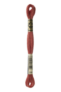 DMC Mouliné Spécial Embroidery Floss — 8 m × 12 (117)