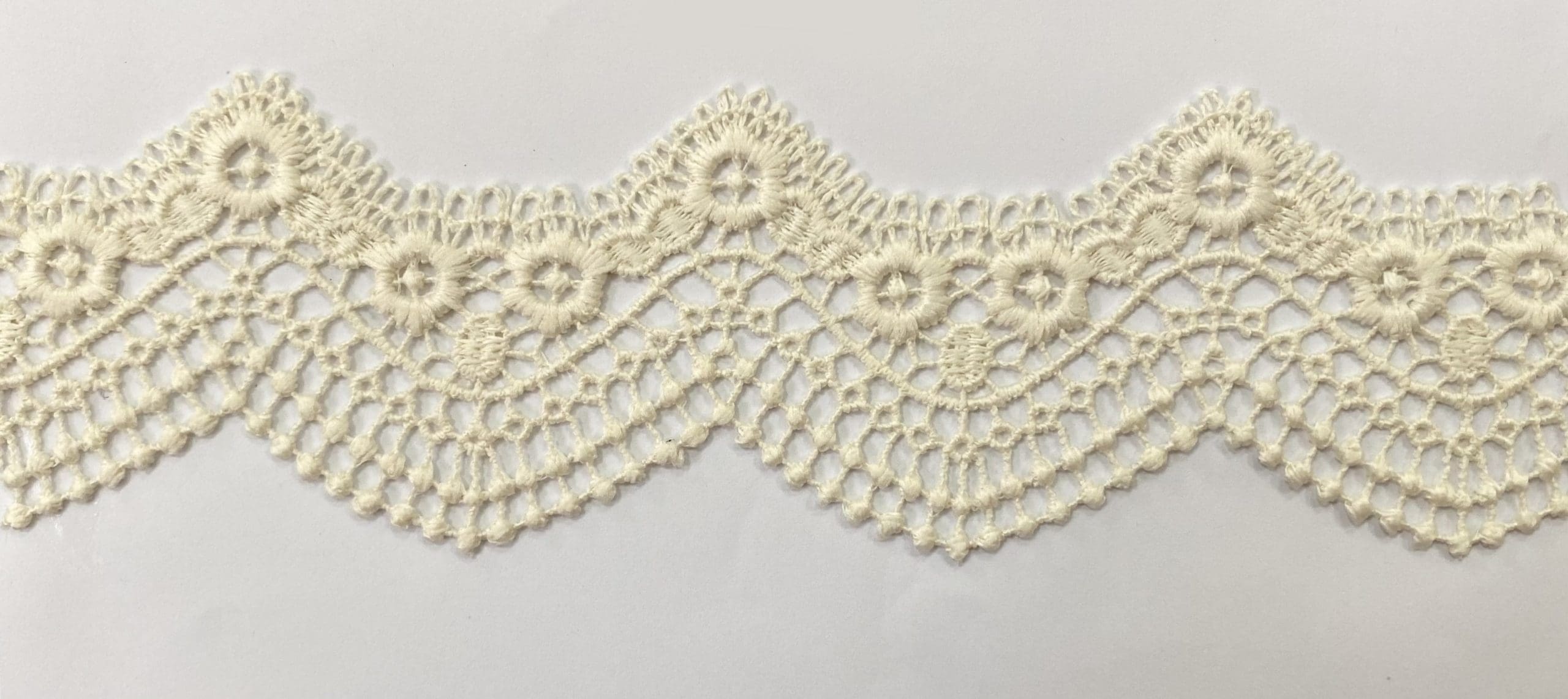 CH-CUT LACE W/TX:13.7MTx4.38CM (TX63-1081)