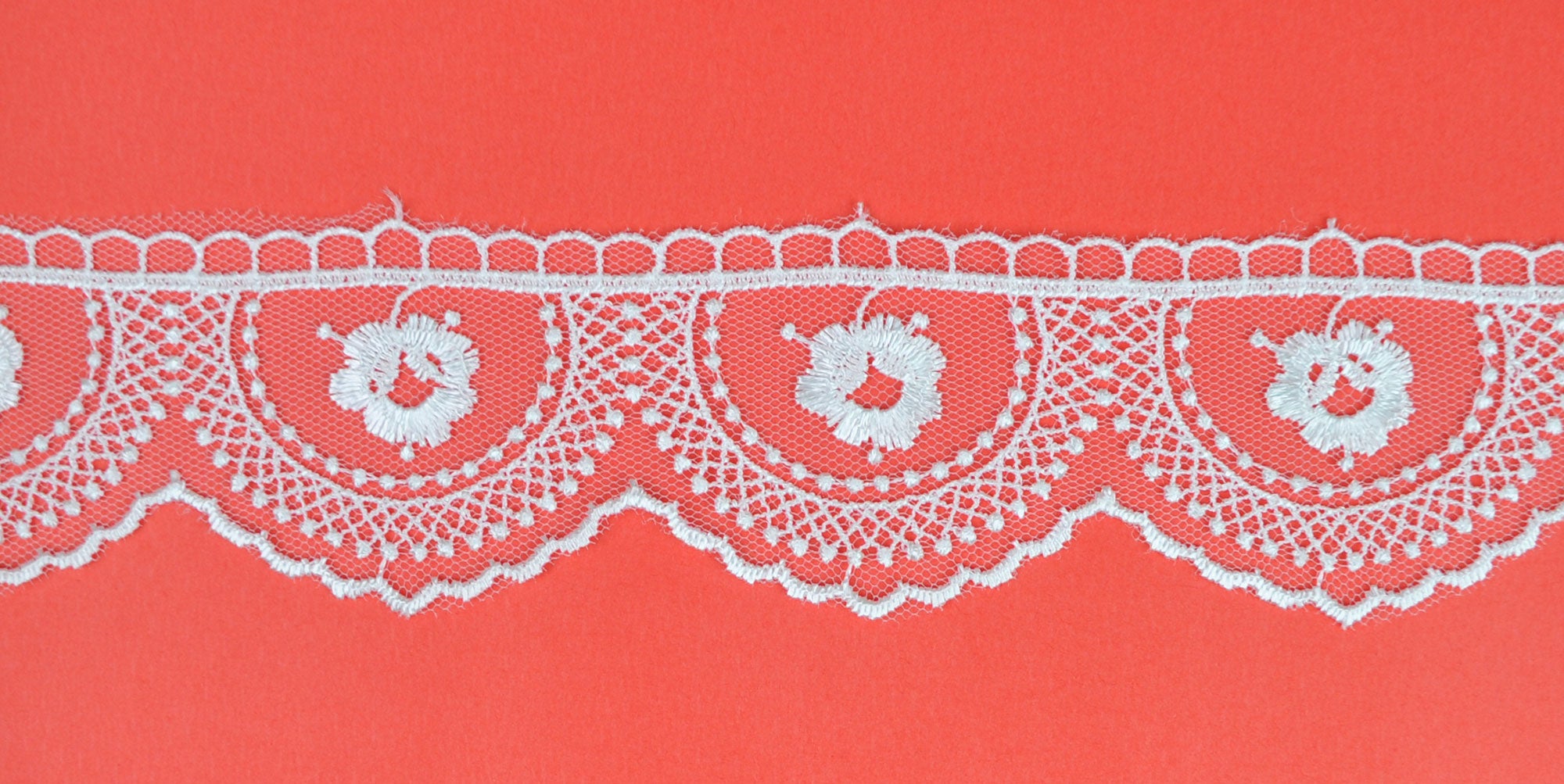 GLOSSY TULLE LACE:4CMx12MTR (88E1010)