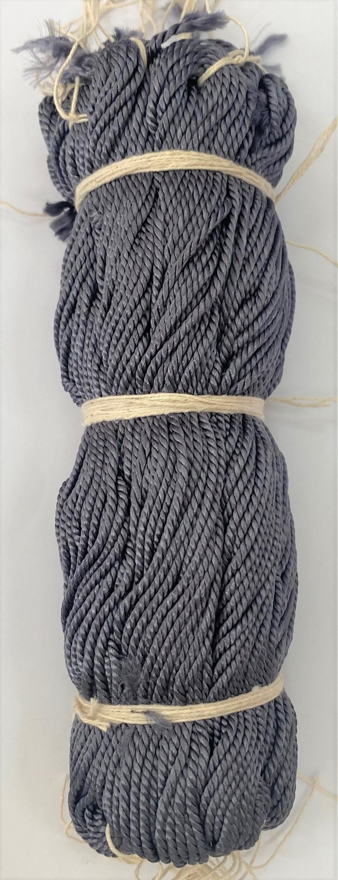 CORD: 9MTR/PC: 1DOZ/PKT (5064/FNA001)