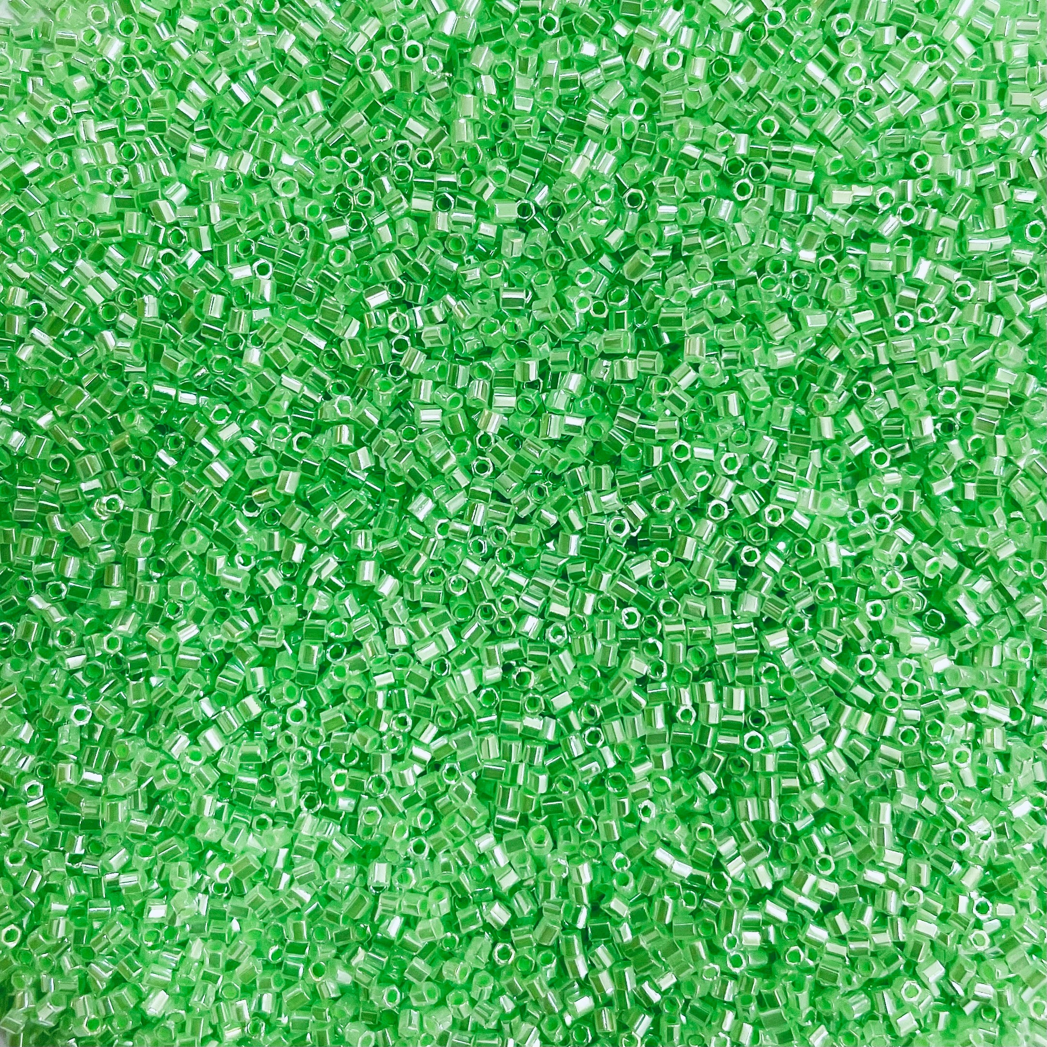 GLASS BEADS:100GRx5 (1/2KG) (MIY/2C-15/0-520)