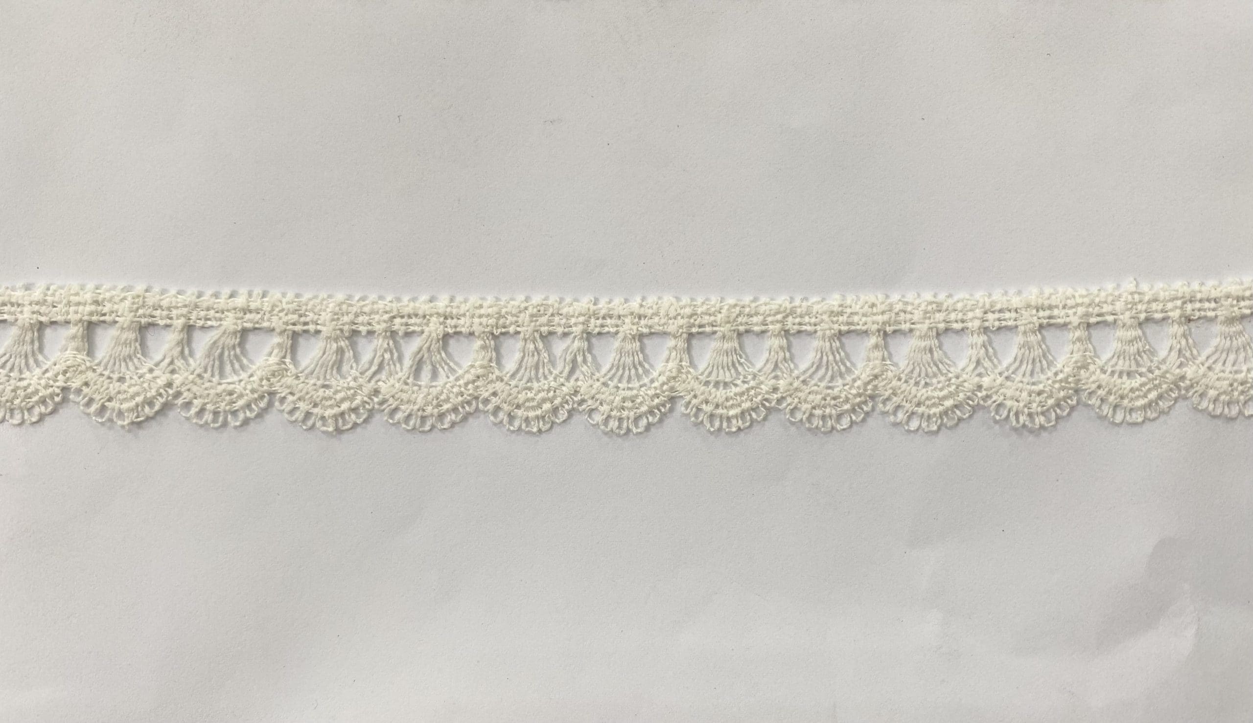 CHEM.CUT LACE W/TEX:15Y:2CM (TX63-1020)