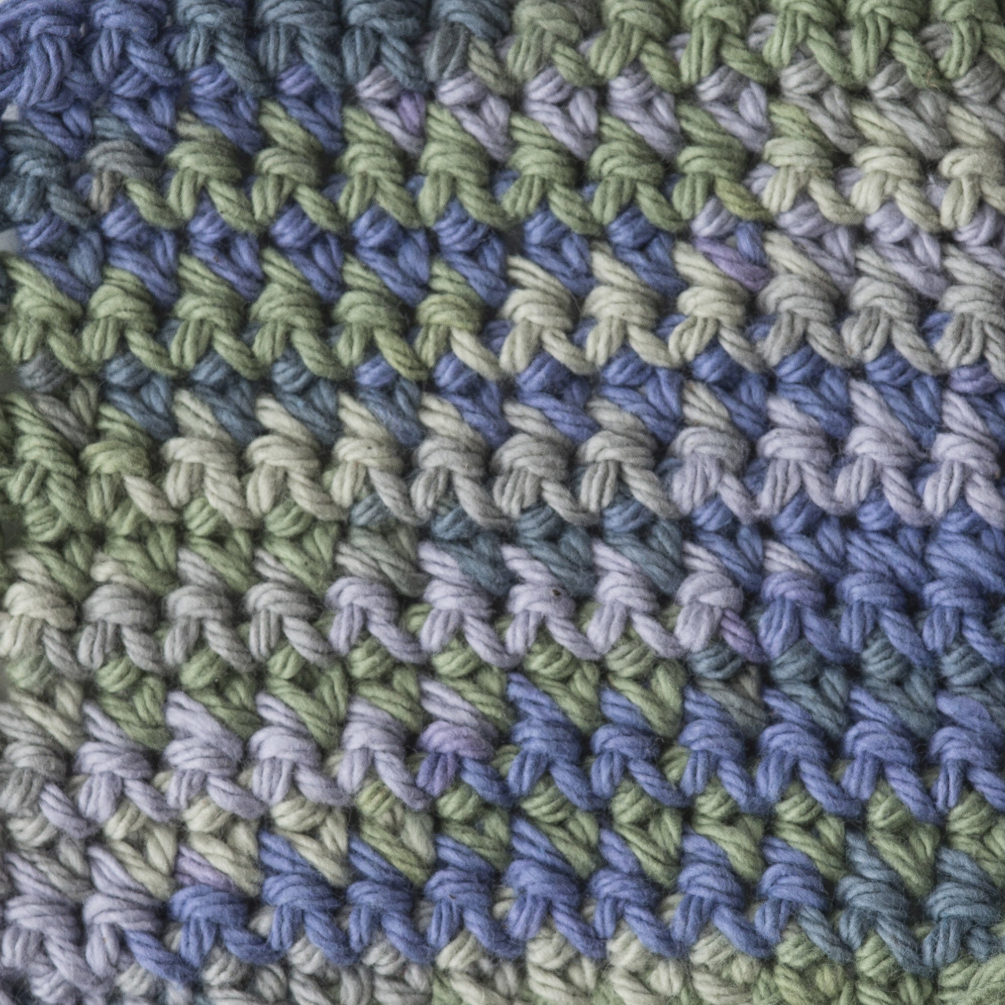LILLY YARN:56.7GRx6PC (340.2GRM) (FILY/SUGAR-MULTY)