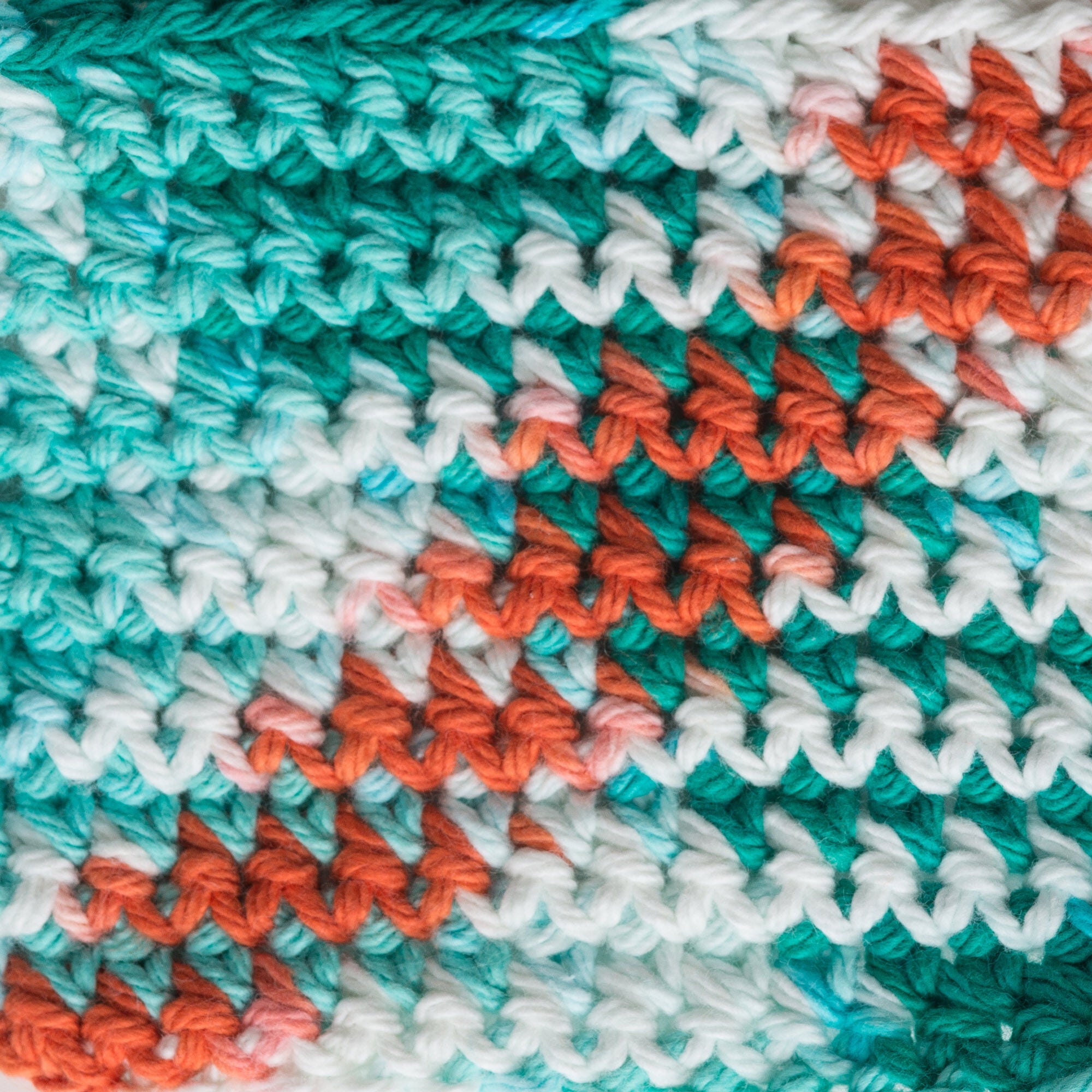 LILLY YARN:56.7GRx6PC (340.2GRM) (FILY/SUGAR-MULTY)