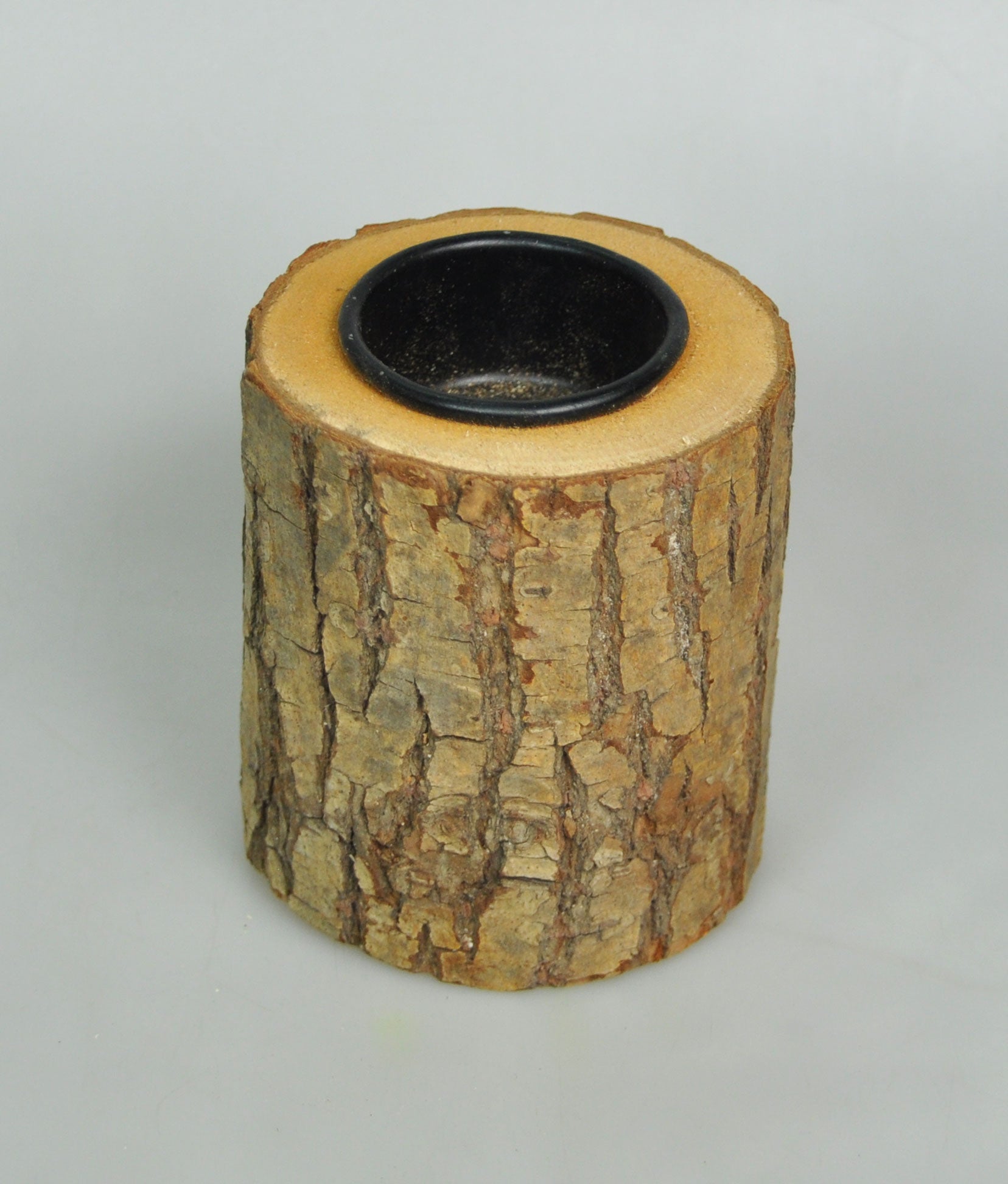 WOODEN POT (SN-1)