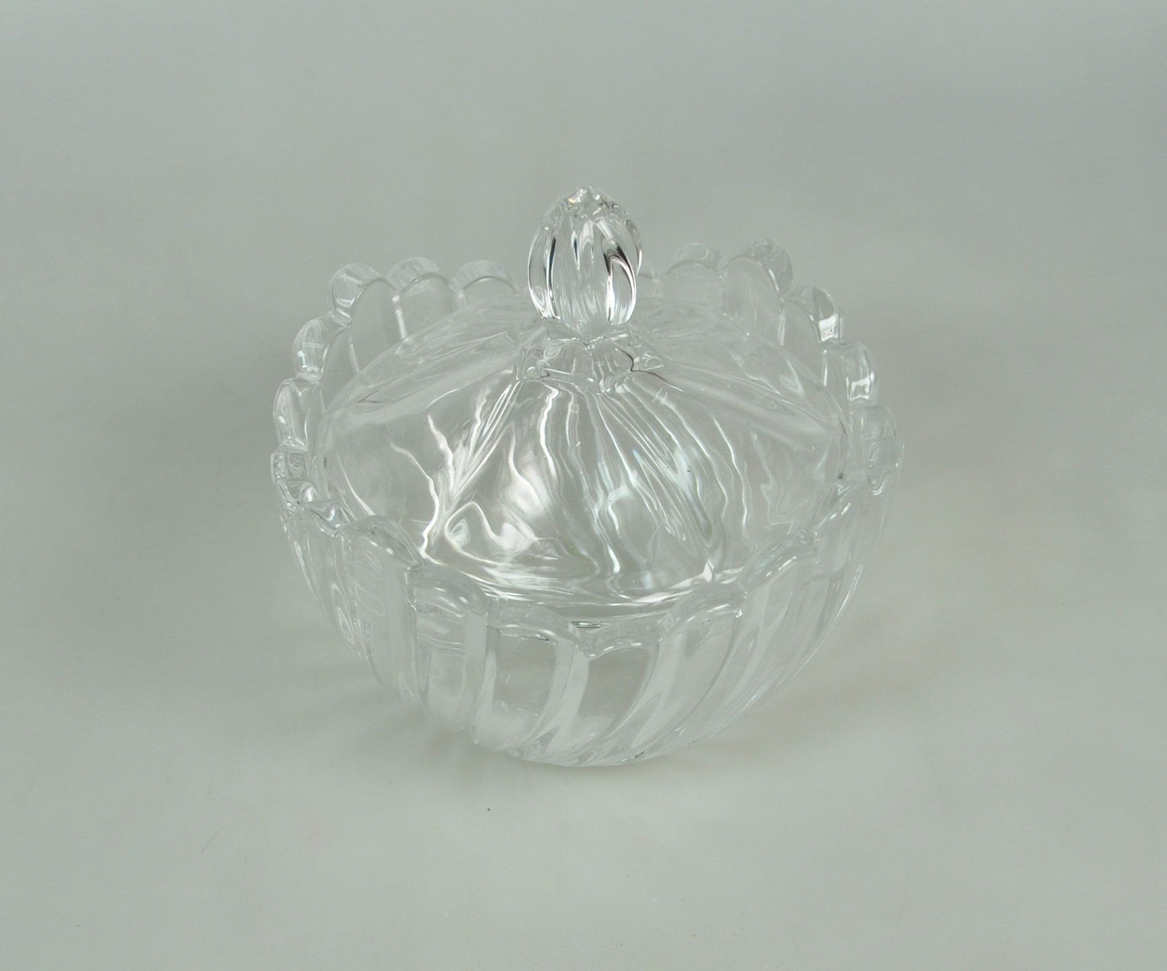 GLASS VASE W/TOP:180*150MM (DM603-2)