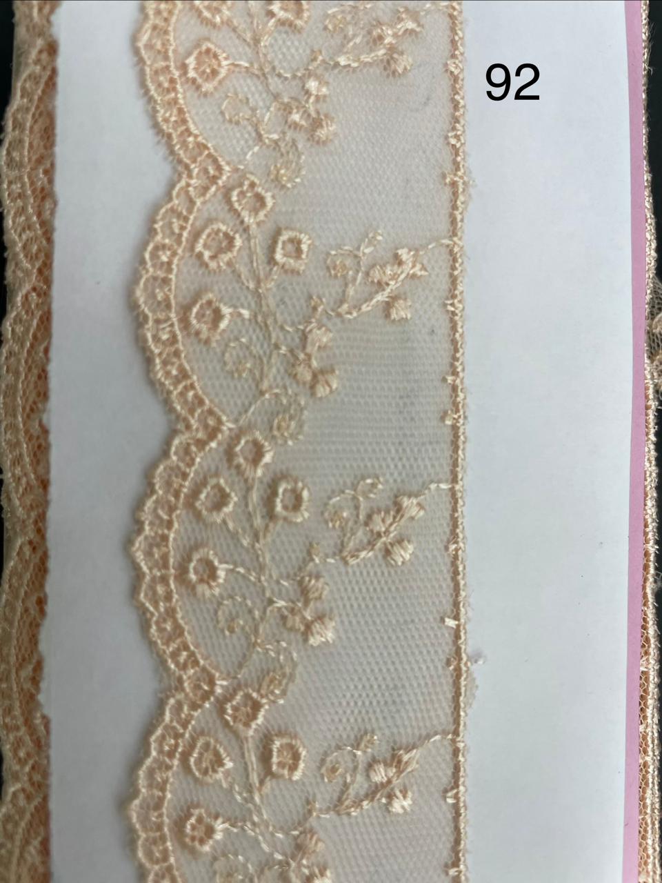 Net-cut Lace 15yrd (D44-4029)