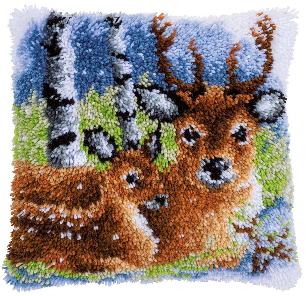 VERVACO LATCH HOOK CUSHION KIT DEER IN THE SNOW (PN-0153593)