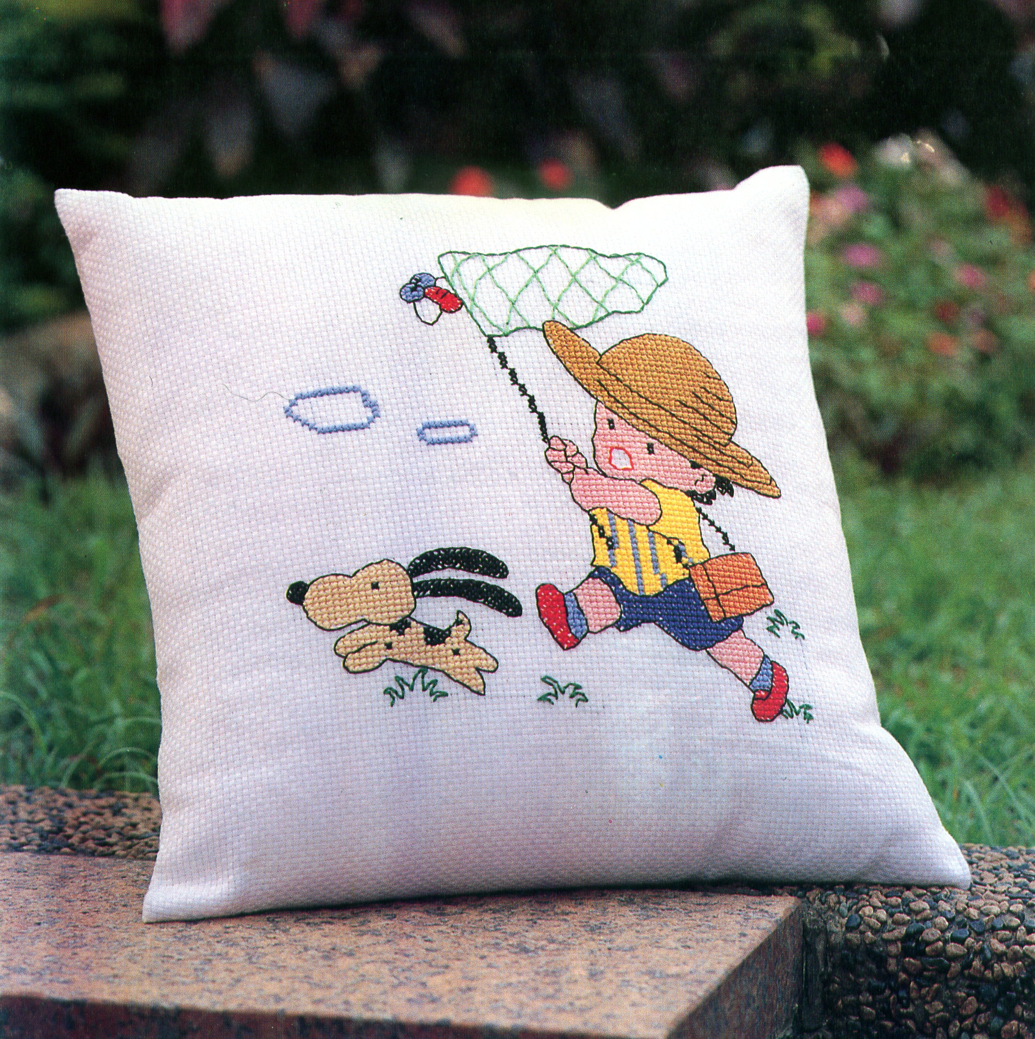 CROSS STITCHERY KIT (CS-250)