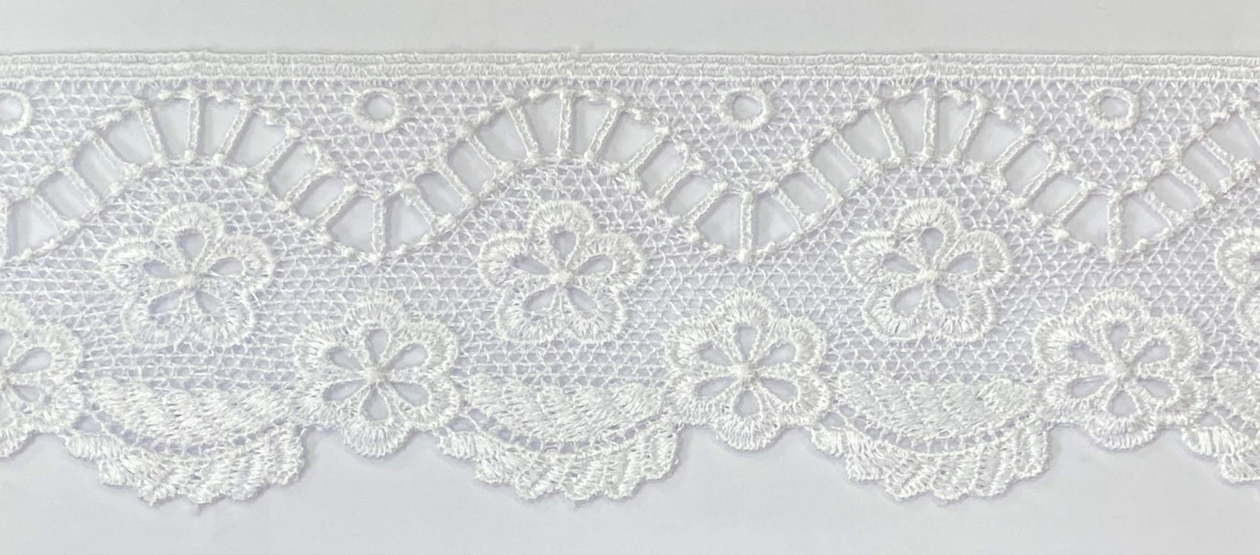 CH.CUT-LACE:13.7MTR:6.5CM (MA61-1018)