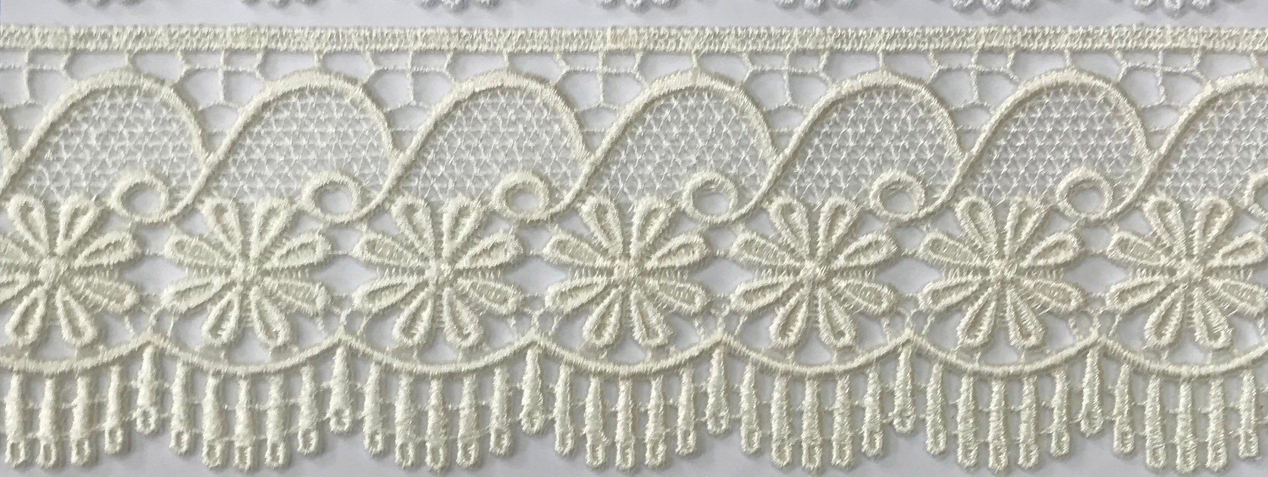 CHEM CUTTING LACE:2-1/2"X15Y (MA55-1078)