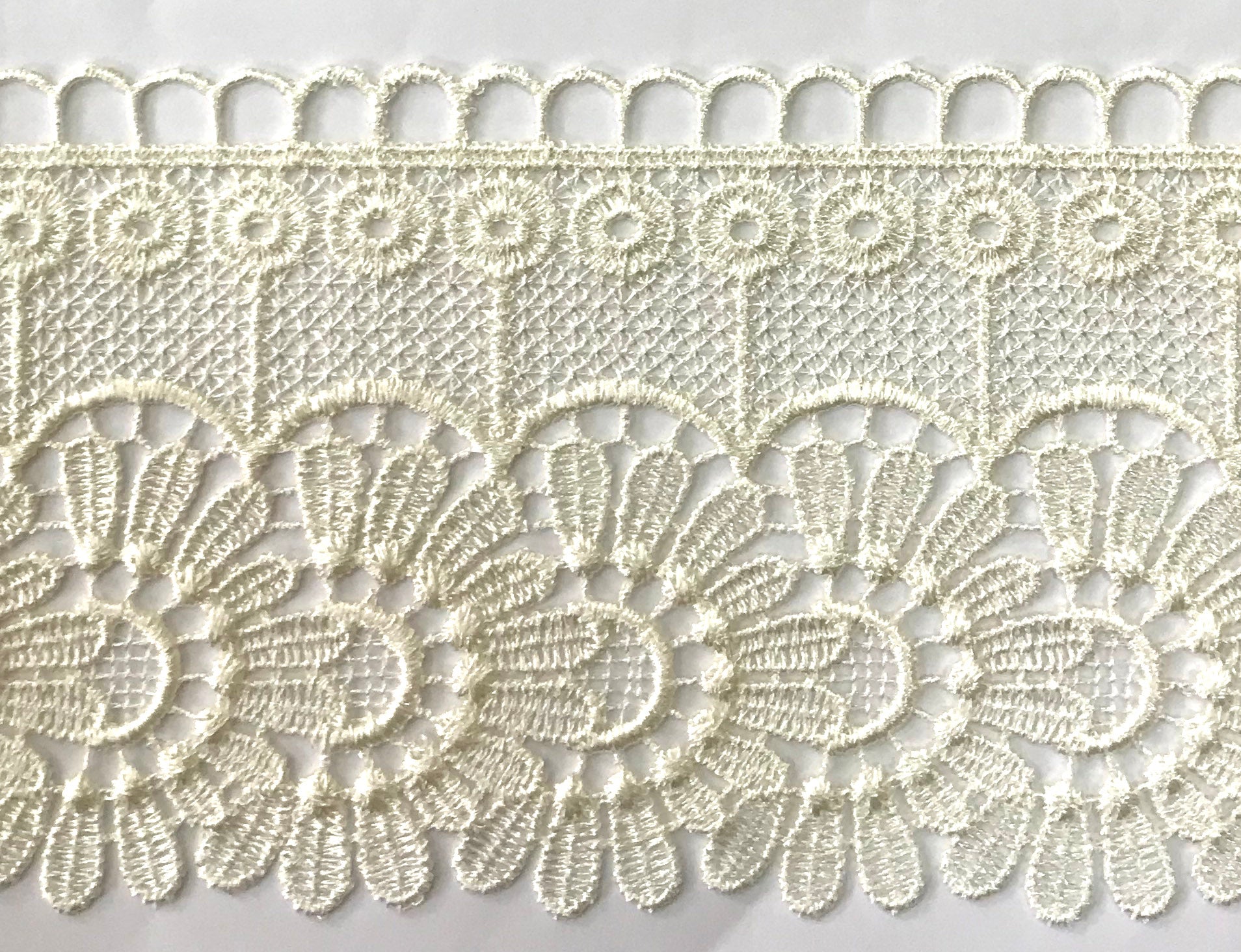 CHEM CUTTING LACE:3-5/8"X15Y (MA55-1074)