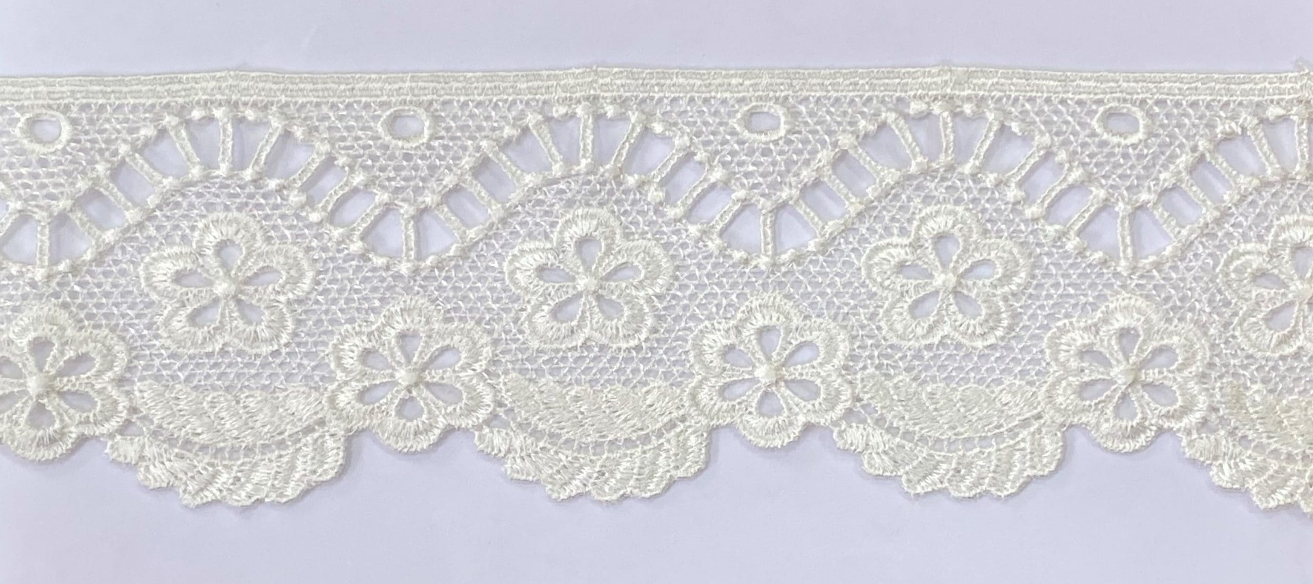 CH.CUT-LACE:13.7MTR:6.5CM (MA61-1018)