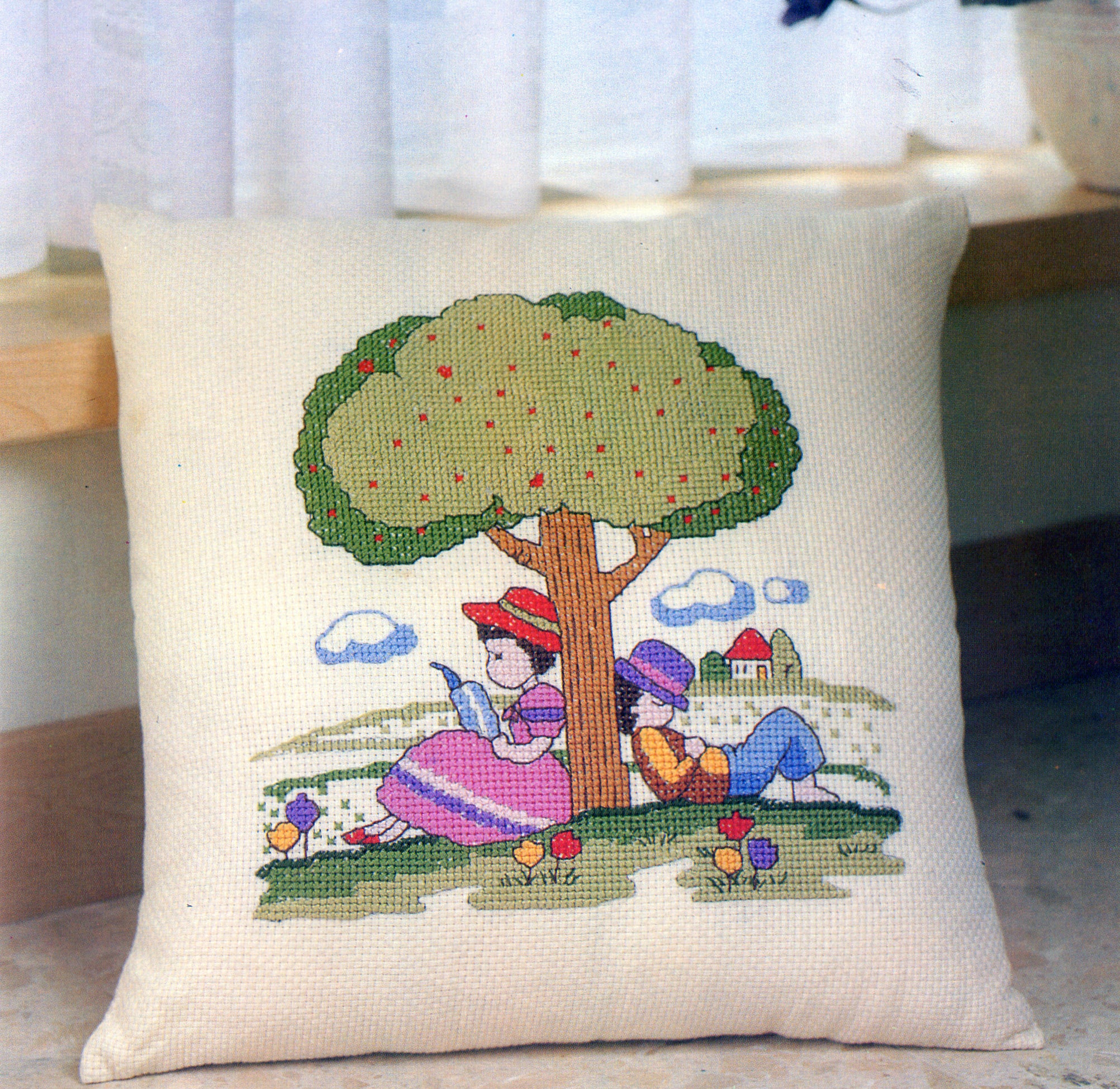 CROSS STITCHERY KIT (CS-250)