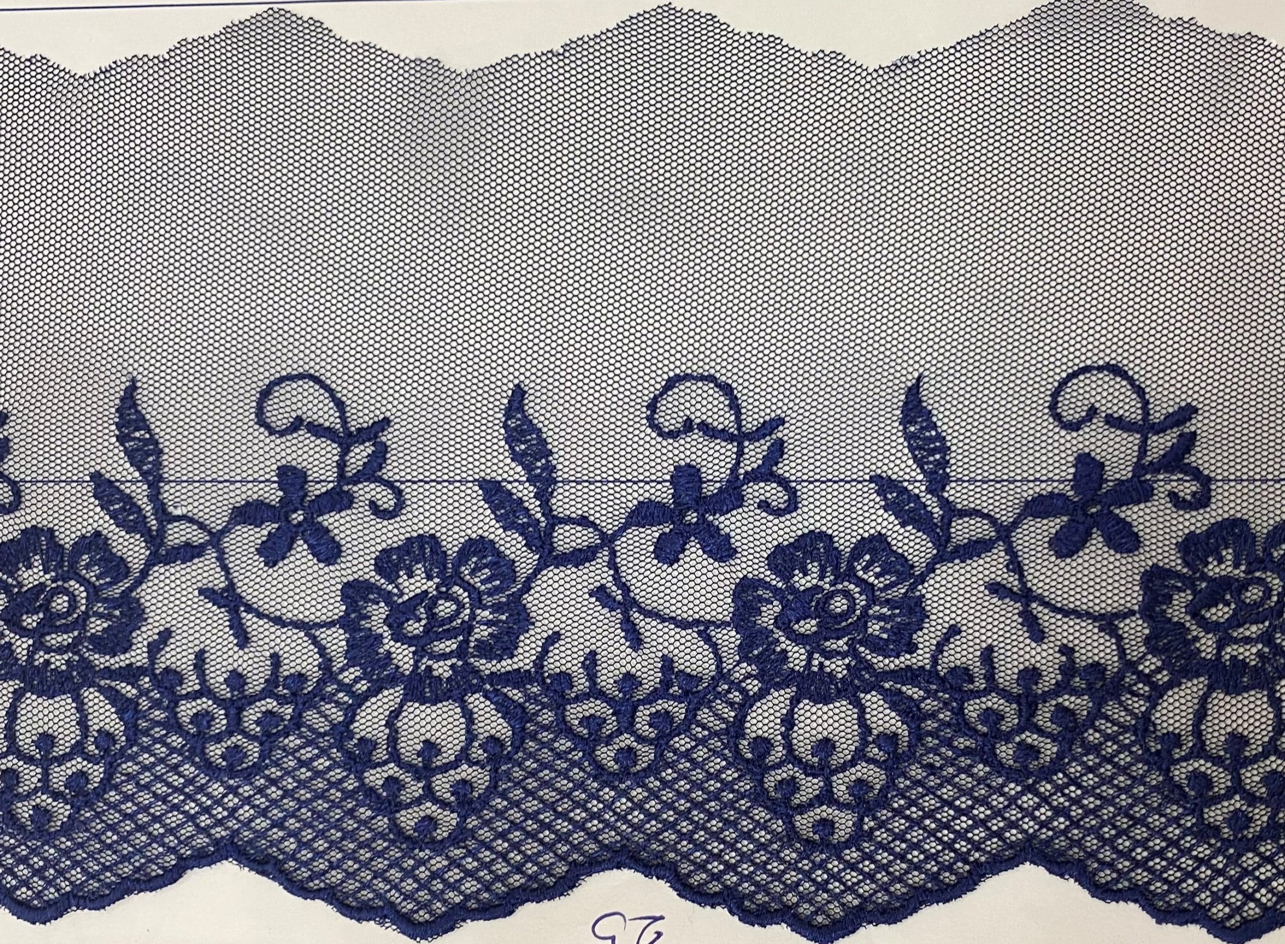 NET CUTTING LACE;15YDS (D-45-4139)