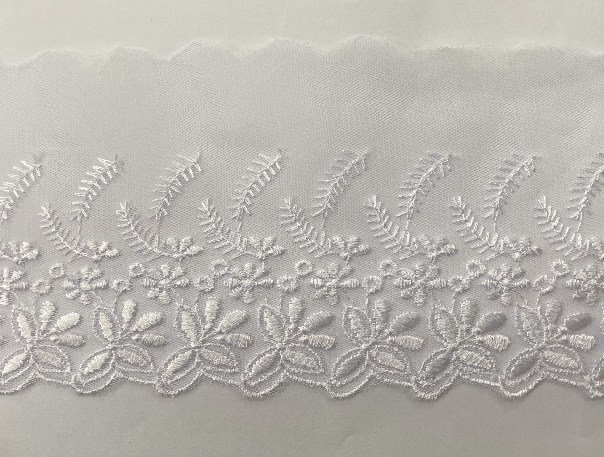 NET CUTTING LACE:4" (D-52-4093)