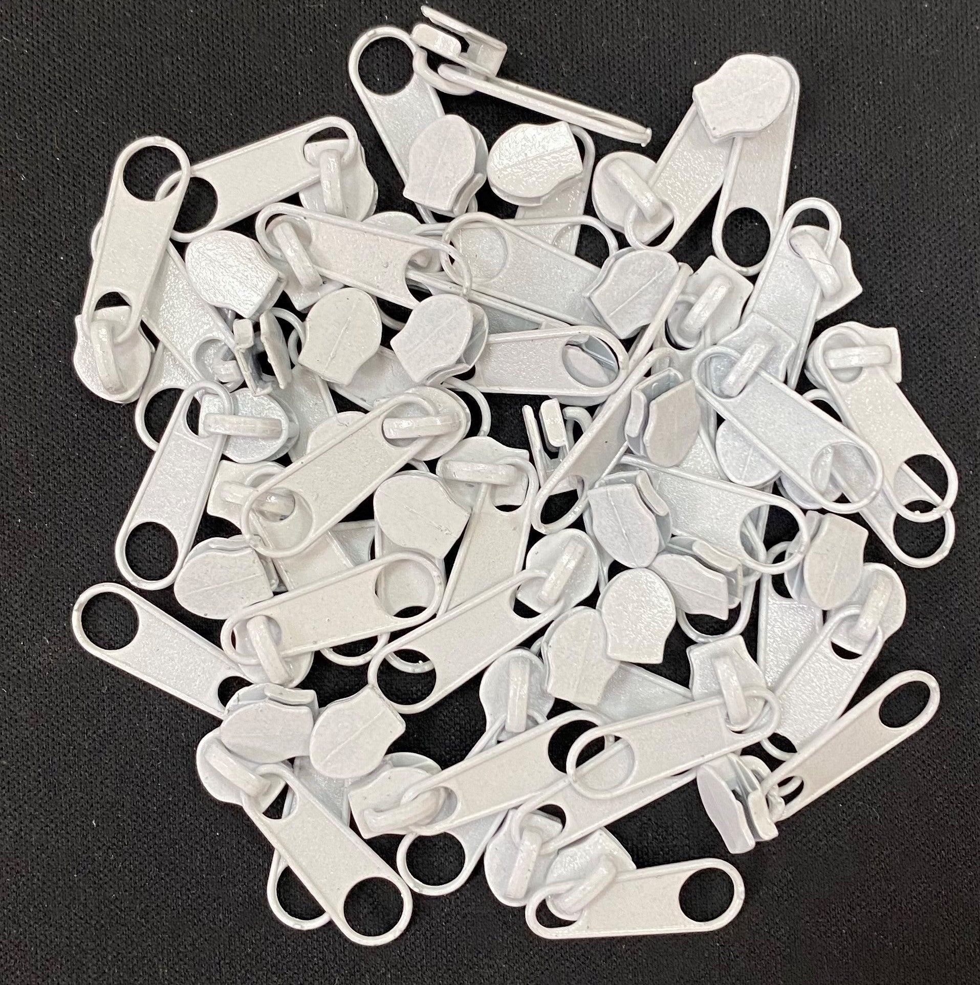 ZIPPER SLIDER,N/L:3 (100PC/PKT) (20103-008)