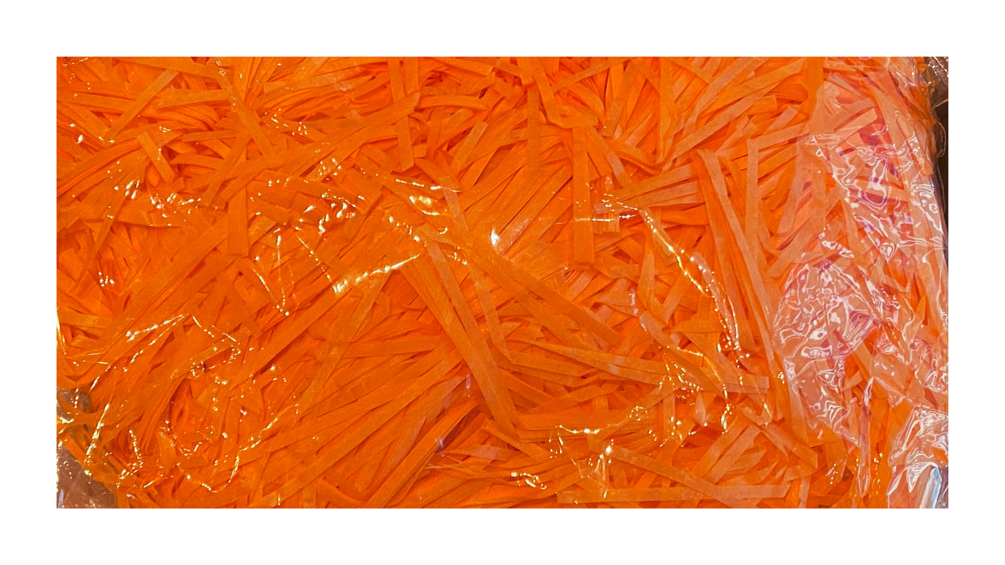 NON WOVEN SHREDDINGS:100GRM (SHREDDED PAPER)